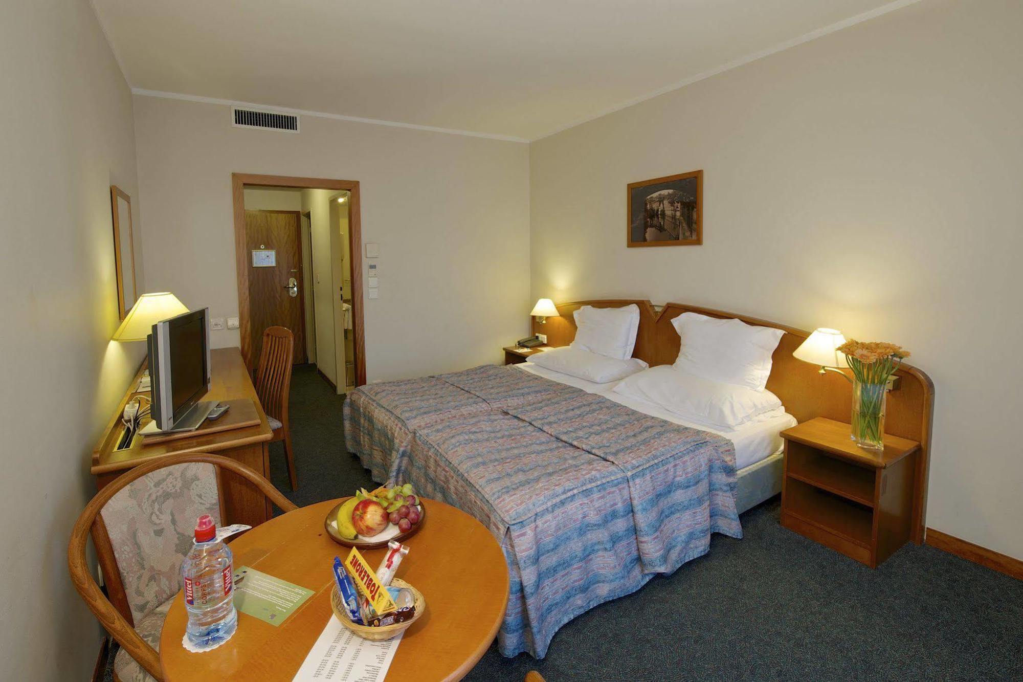 Plaza Prague Hotel - Czech Leading Hotels Exteriör bild